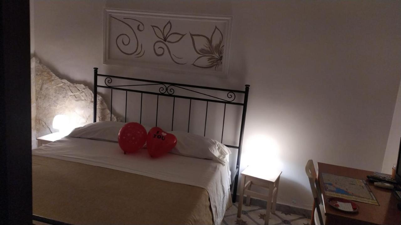 Bed And Breakfast Vecchio Porto Catánia Buitenkant foto