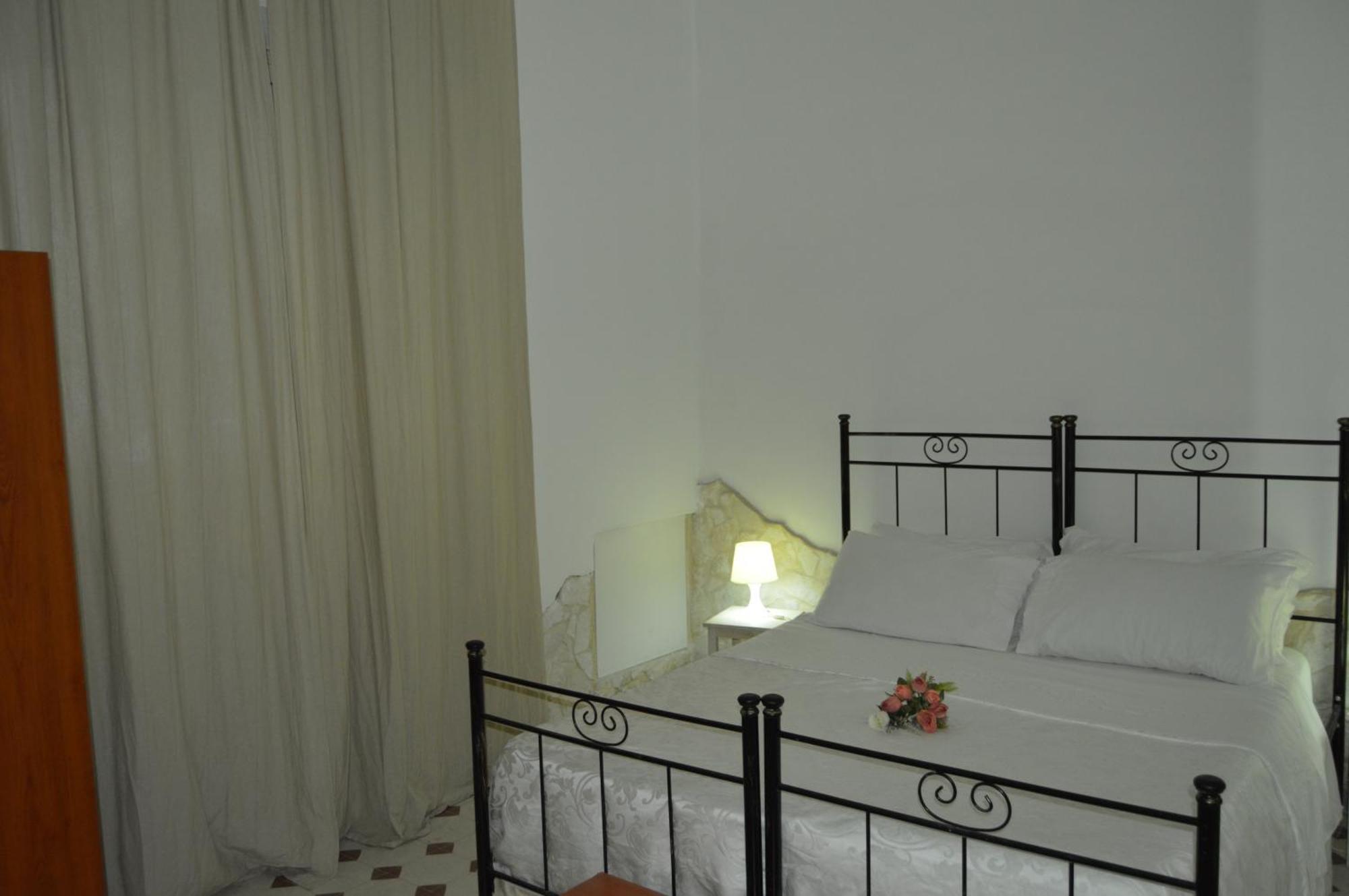 Bed And Breakfast Vecchio Porto Catánia Buitenkant foto