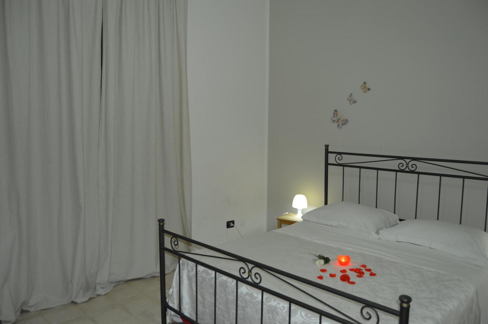 Bed And Breakfast Vecchio Porto Catánia Buitenkant foto